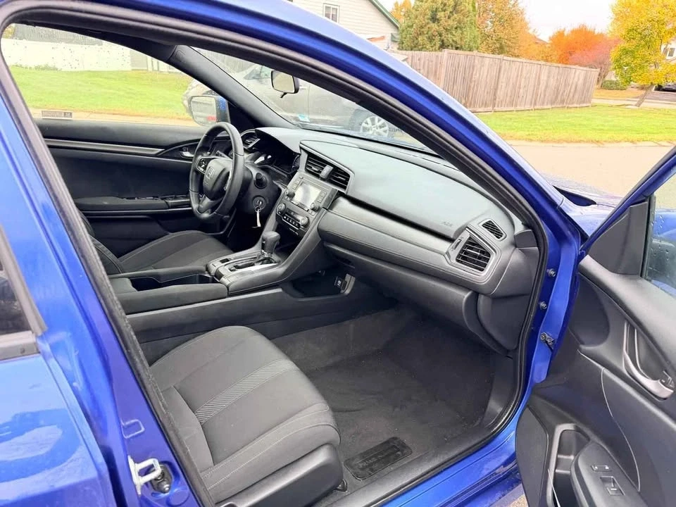 2018 Honda Civic 10th Gen - Image 13 of 15