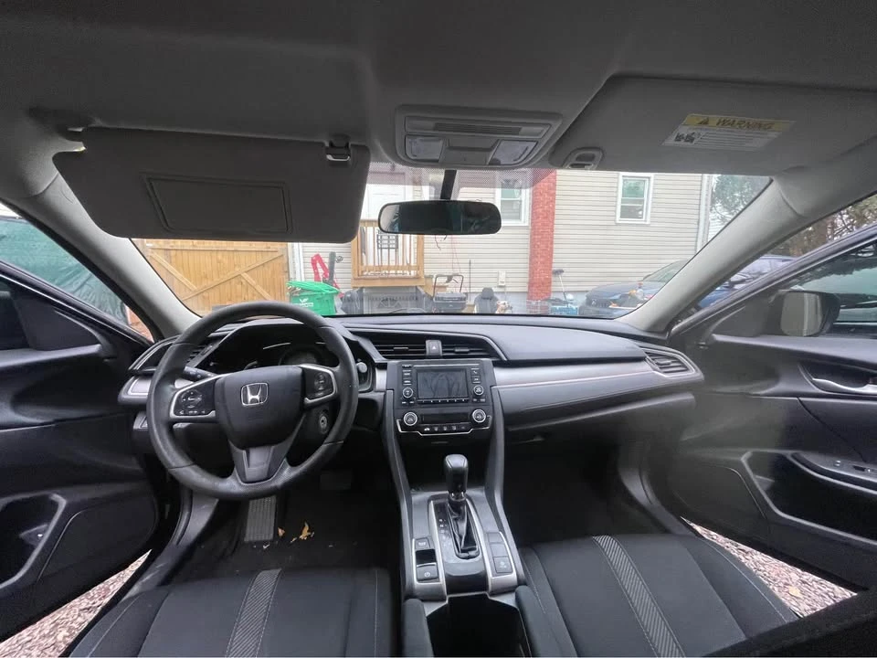 2018 Honda Civic 10th Gen - Image 15 of 17