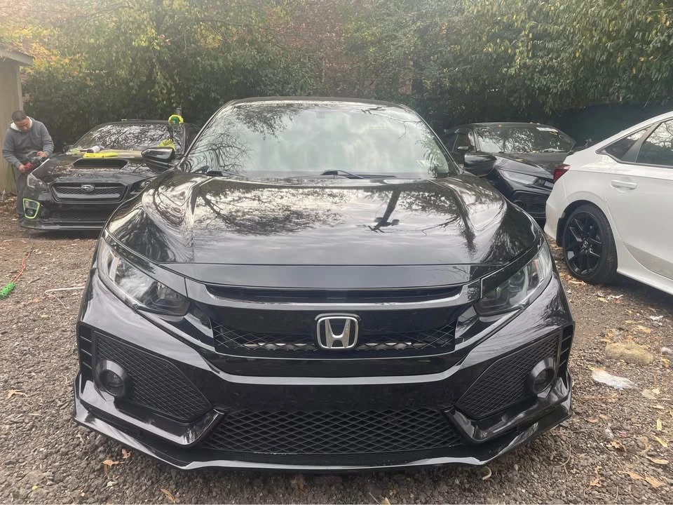 2018 Honda Civic 10th Gen - Image 2 of 17