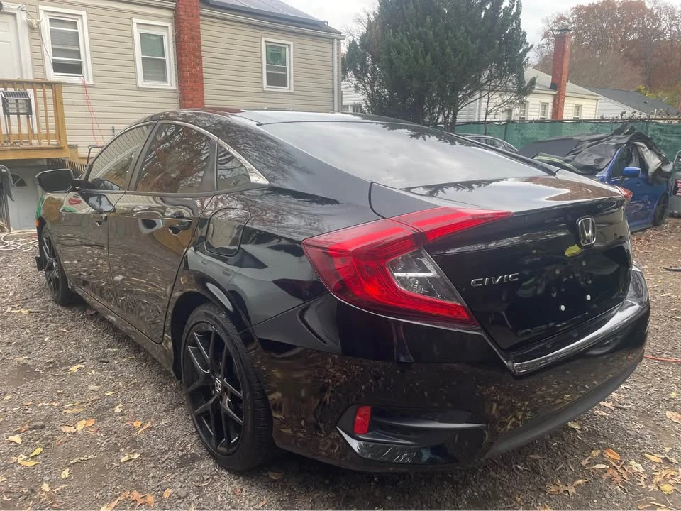 2018 Honda Civic 10th Gen - Image 4 of 17