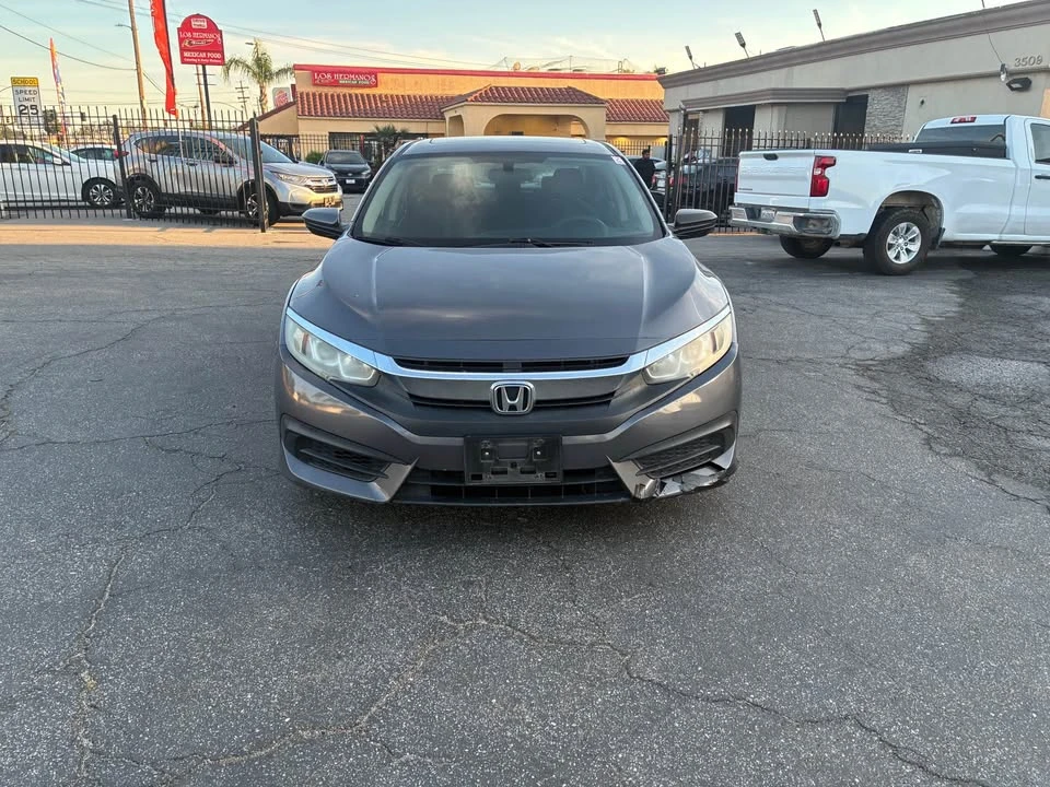 2018 Honda Civic 10th Gen - Image 2 of 6