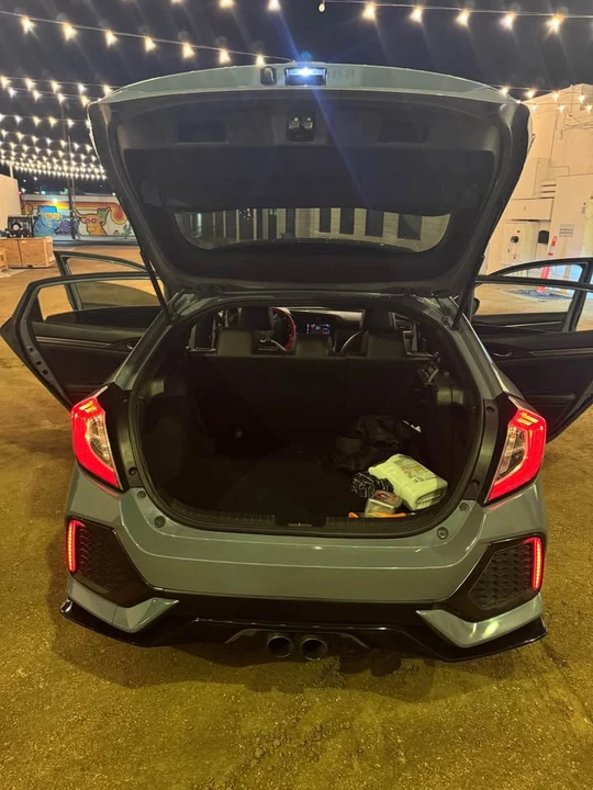 2018 Honda Civic 10th Gen - Image 12 of 12