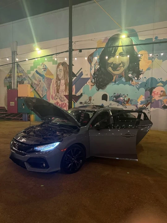2018 Honda Civic 10th Gen - Image 9 of 12