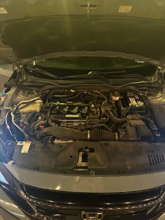2018 Honda Civic 10th Gen - Image 8 of 12