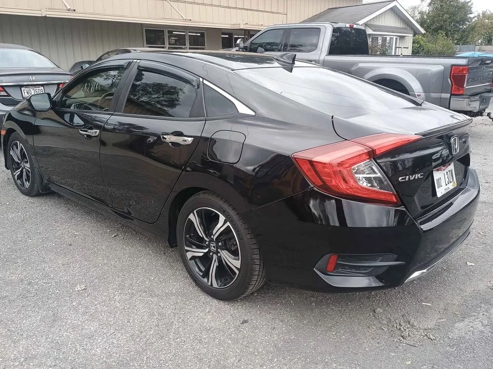 2018 Honda Civic 10th Gen - Image 3 of 6