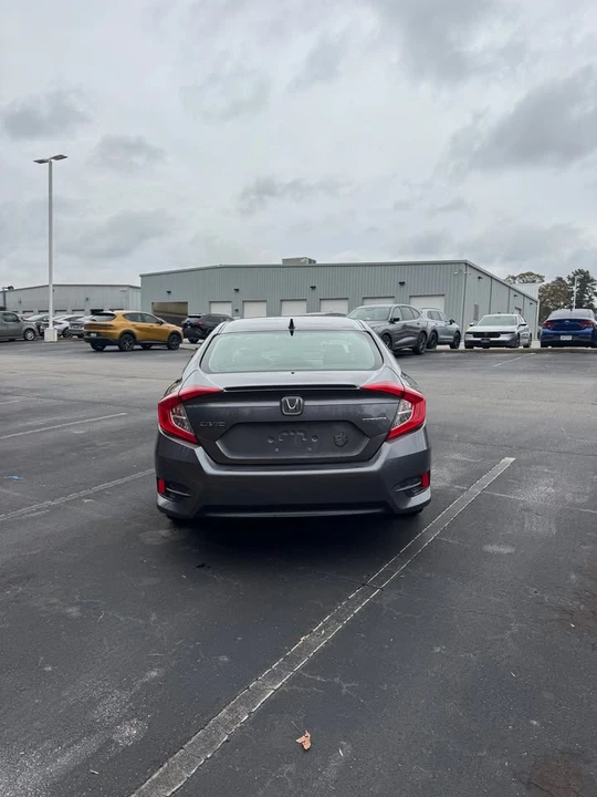 2018 Honda Civic 10th Gen - Image 17 of 17
