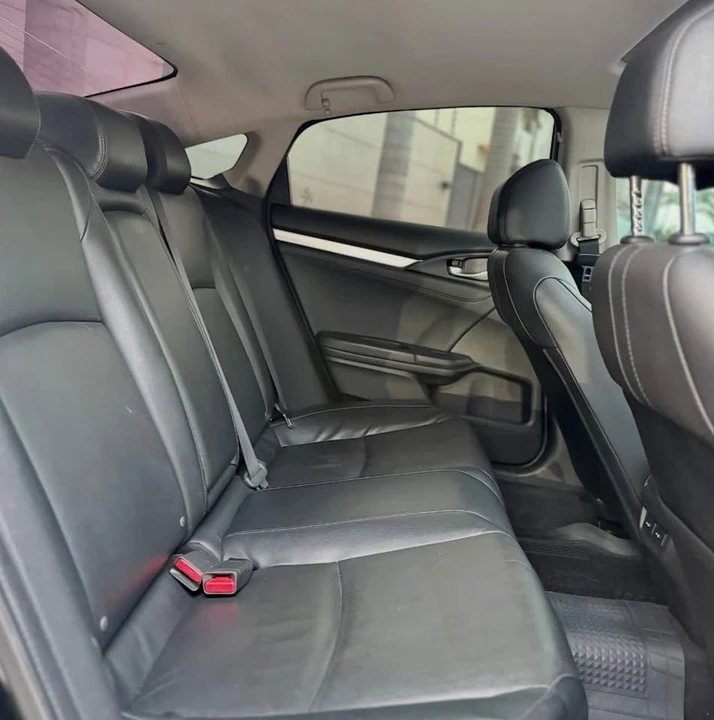 2018 Honda Civic 10th Gen - Image 3 of 5