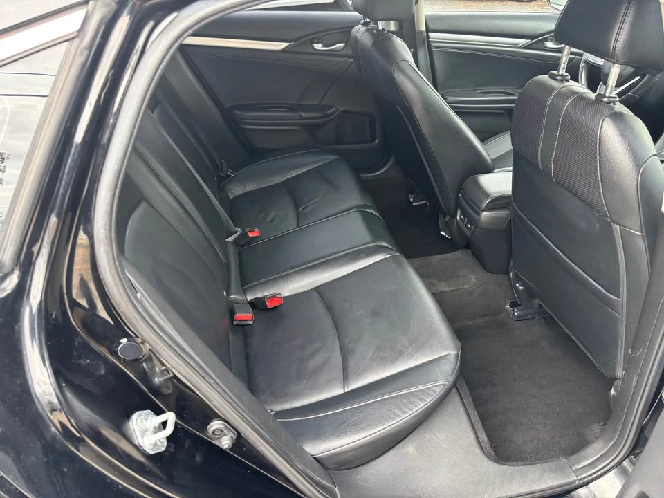 2018 Honda Civic 10th Gen - Image 11 of 17