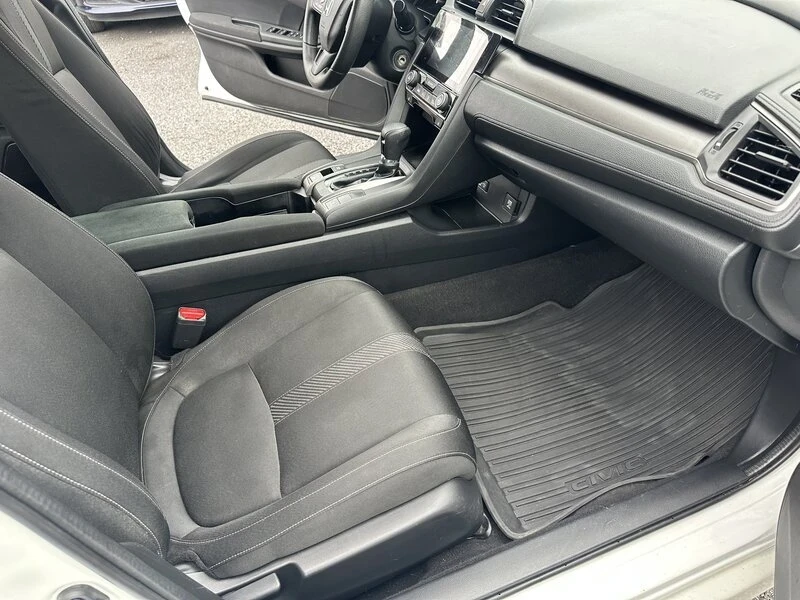 2018 Honda Civic 10th Gen - Image 15 of 19