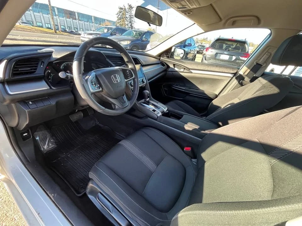 2018 Honda Civic 10th Gen - Image 9 of 12
