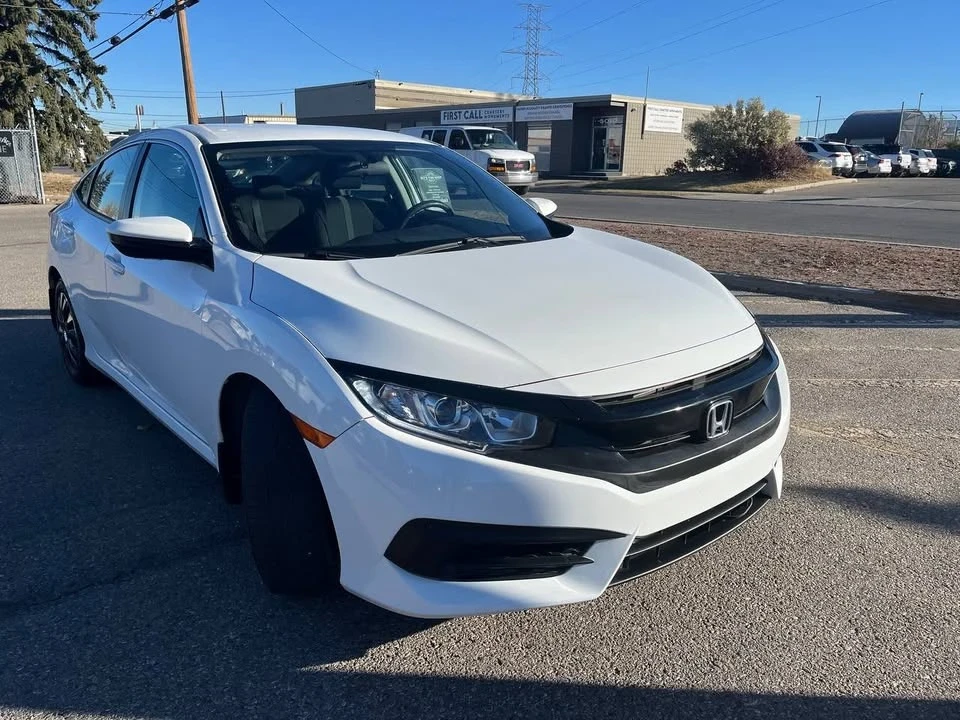 2018 Honda Civic 10th Gen - Image 3 of 12