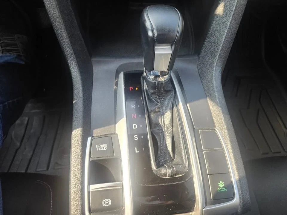 2018 Honda Civic 10th Gen - Image 18 of 20