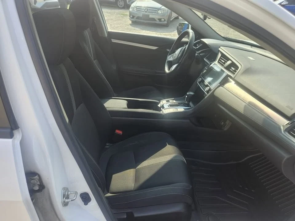 2018 Honda Civic 10th Gen - Image 14 of 20