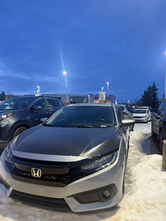 2018 Honda Civic 10th Gen - Image 2 of 3
