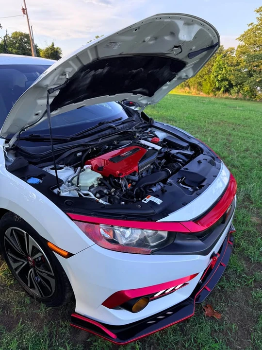 2018 Honda Civic 10th Gen - Image 9 of 20