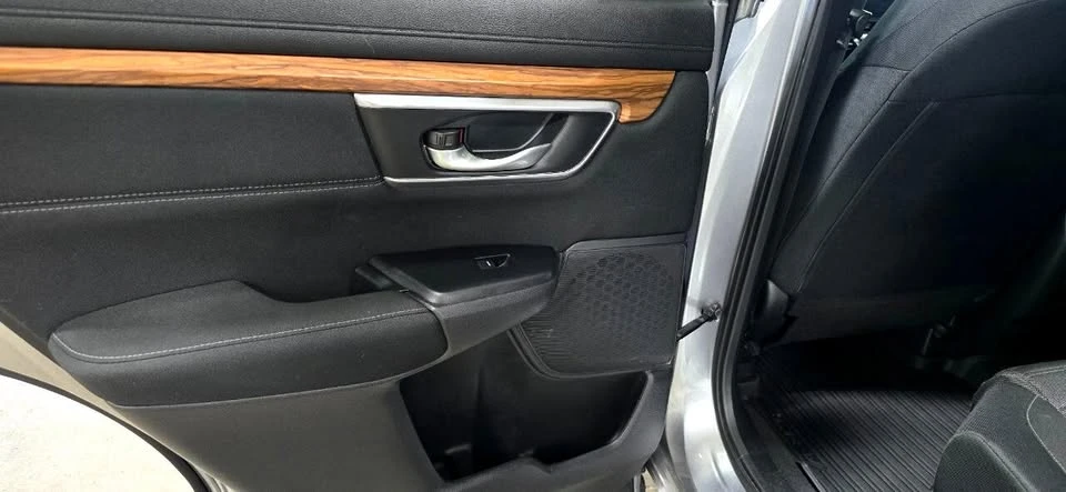 2018 Honda CR-V 5th Gen - Image 13 of 19