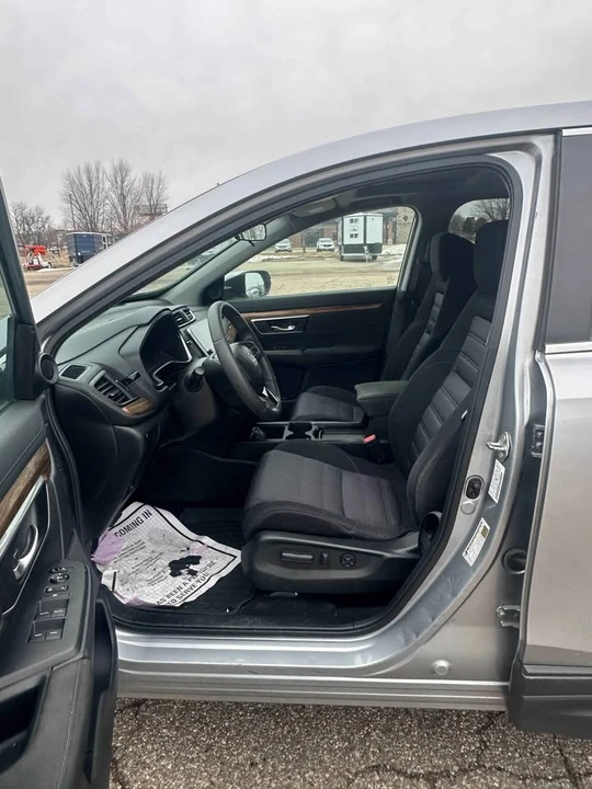 2018 Honda CR-V 5th Gen - Image 9 of 10