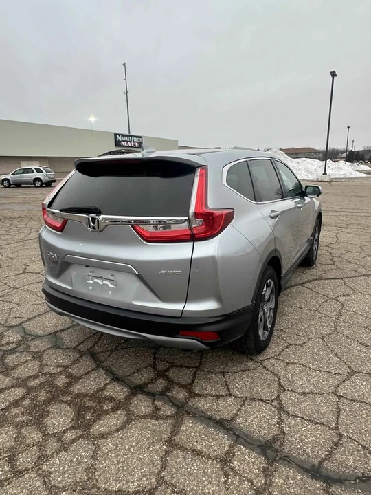 2018 Honda CR-V 5th Gen - Image 6 of 10