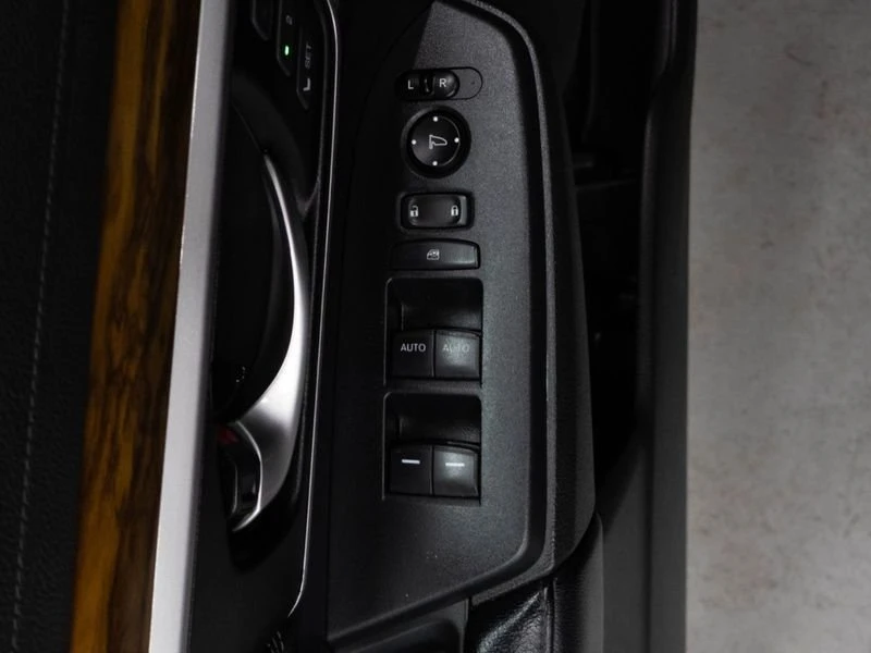 2018 Honda CR-V 5th Gen - Image 7 of 16