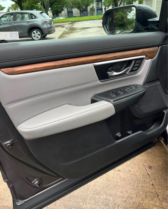 2018 Honda CR-V 5th Gen - Image 10 of 11