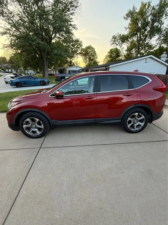 2018 Honda CR-V 5th Gen - Image 2 of 13
