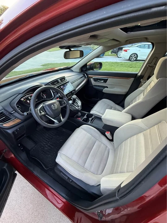 2018 Honda CR-V 5th Gen - Image 9 of 13