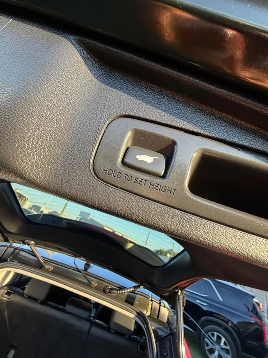 2018 Honda CR-V 5th Gen - Image 13 of 19