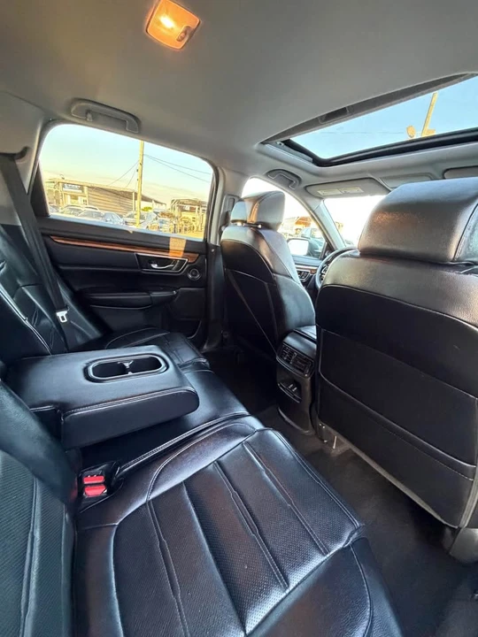 2018 Honda CR-V 5th Gen - Image 10 of 19
