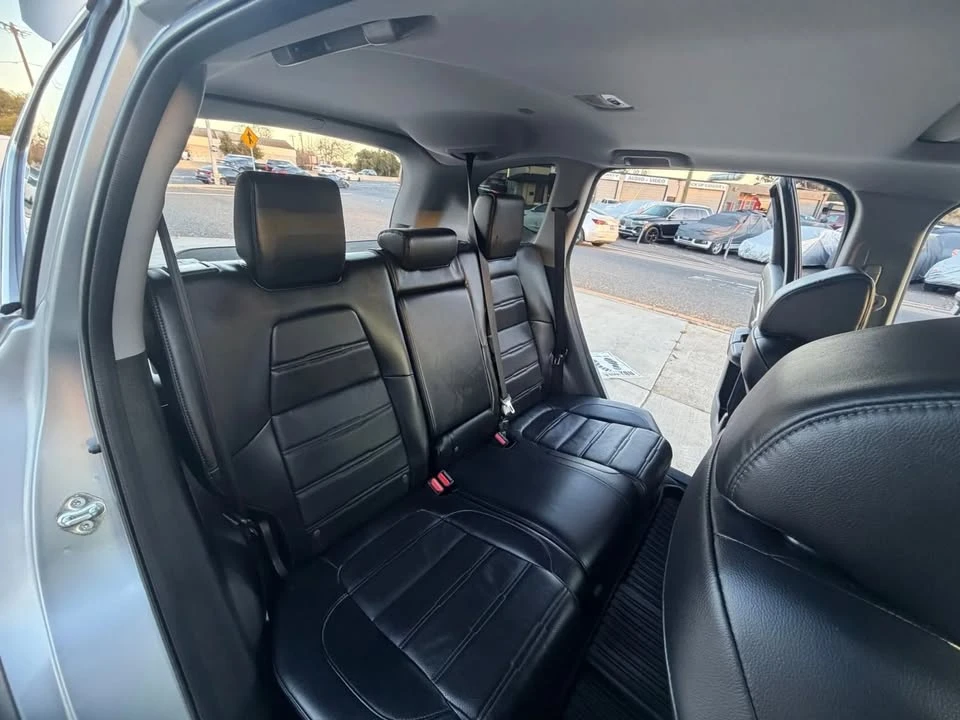 2018 Honda CR-V 5th Gen - Image 17 of 20