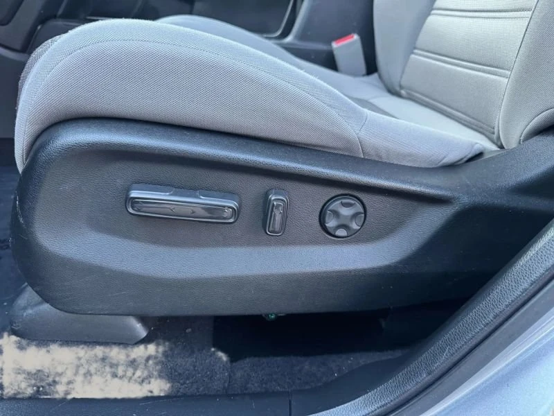 2018 Honda CR-V 5th Gen - Image 14 of 20