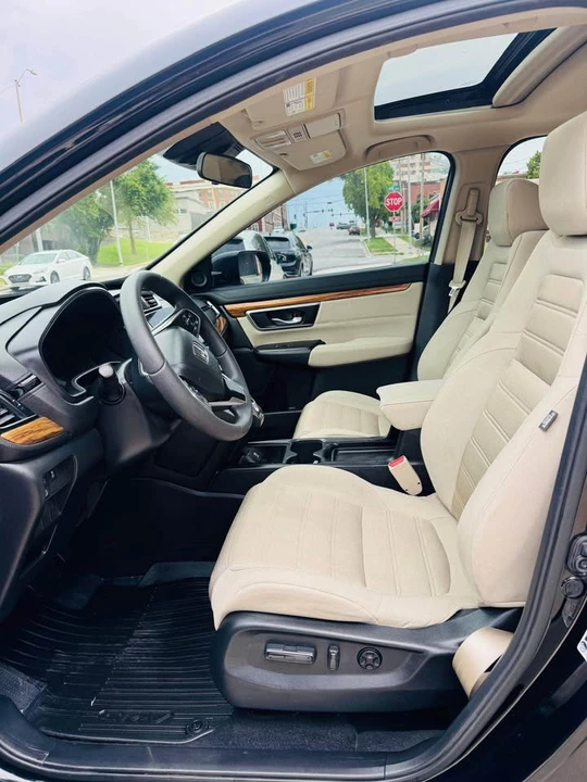 2018 Honda CR-V 5th Gen - Image 12 of 18