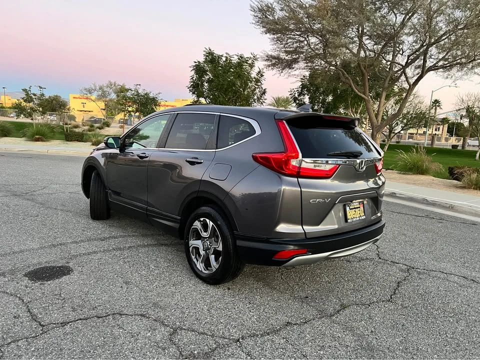 2018 Honda CR-V 5th Gen - Image 2 of 19