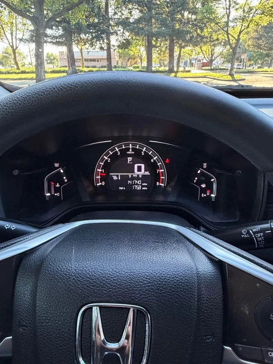 2018 Honda CR-V 5th Gen - Image 16 of 17