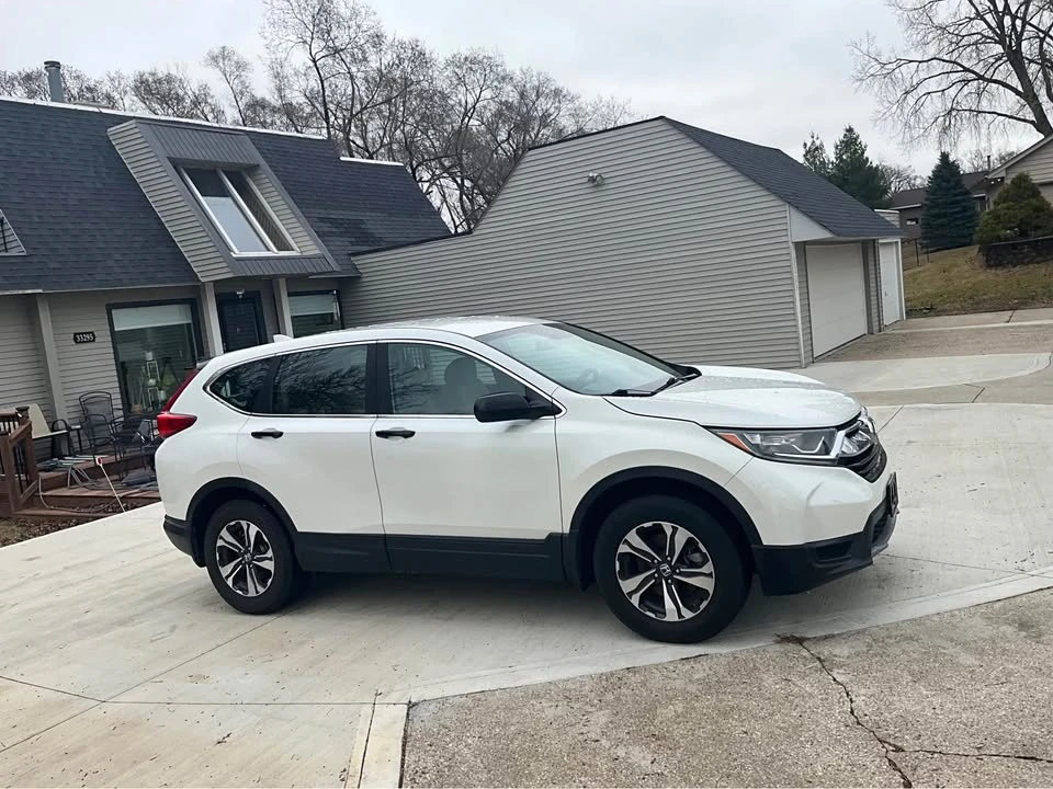 2018 Honda CR-V 5th Gen - Image 3 of 19