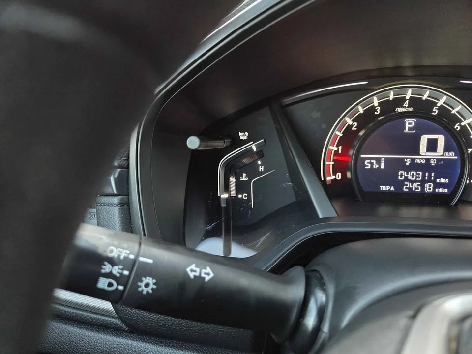 2018 Honda CR-V 5th Gen - Image 9 of 17