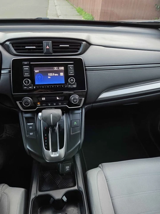 2018 Honda CR-V 5th Gen - Image 12 of 17