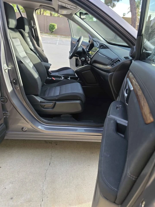 2018 Honda CR-V 5th Gen - Image 9 of 14