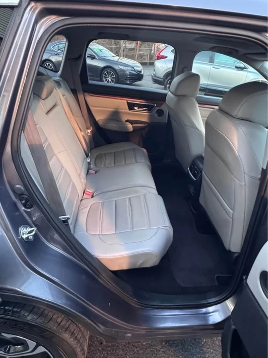 2018 Honda CR-V 5th Gen - Image 13 of 17