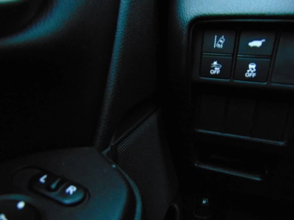2018 Honda CR-V 5th Gen - Image 10 of 18