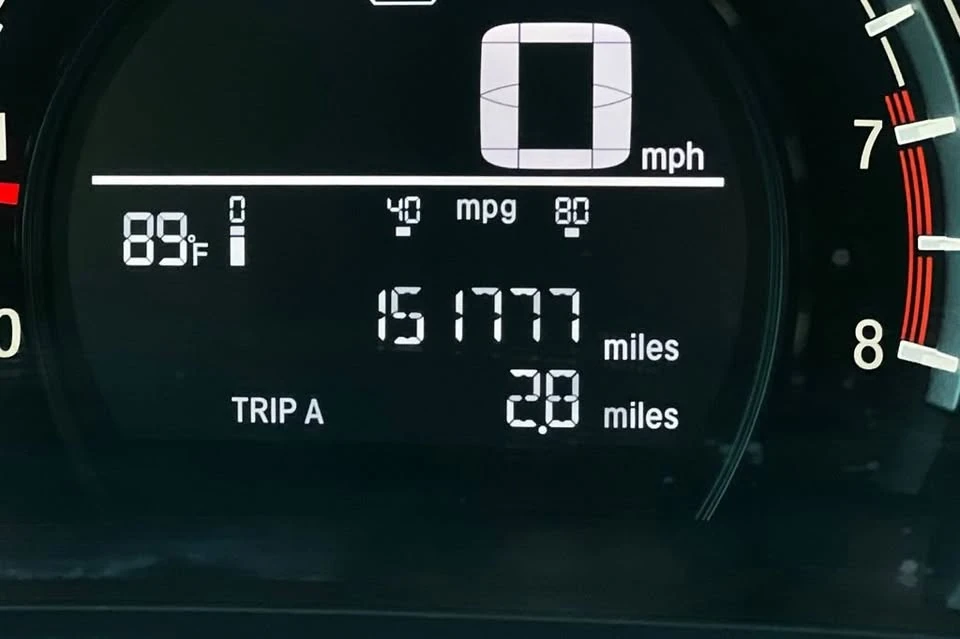 2018 Honda CR-V 5th Gen - Image 16 of 19