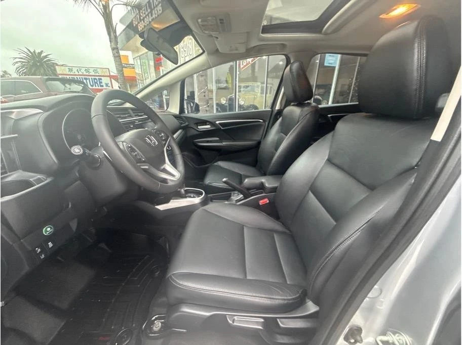 2018 Honda Fit - Image 8 of 18