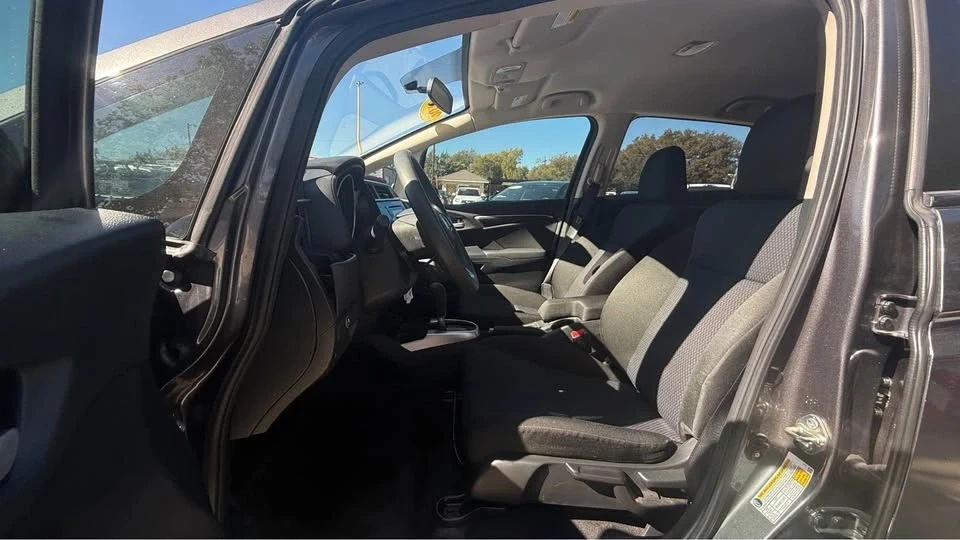 2018 Honda Fit - Image 11 of 13
