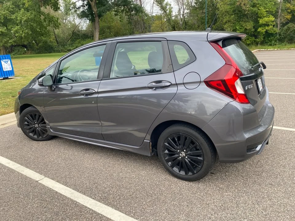 2018 Honda Fit - Image 9 of 20