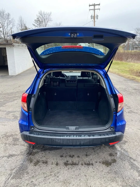 2018 Honda HR-V 2nd Gen - Image 9 of 16