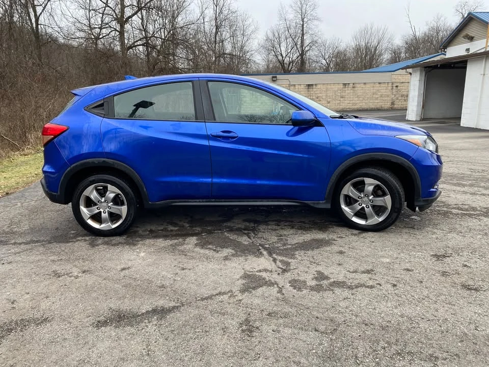 2018 Honda HR-V 2nd Gen - Image 3 of 16