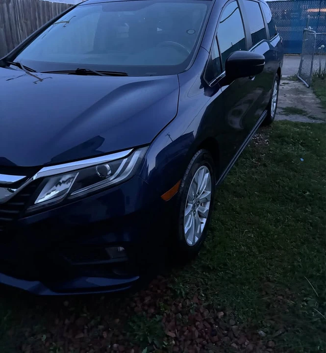 2018 Honda Odyssey - Image 2 of 12