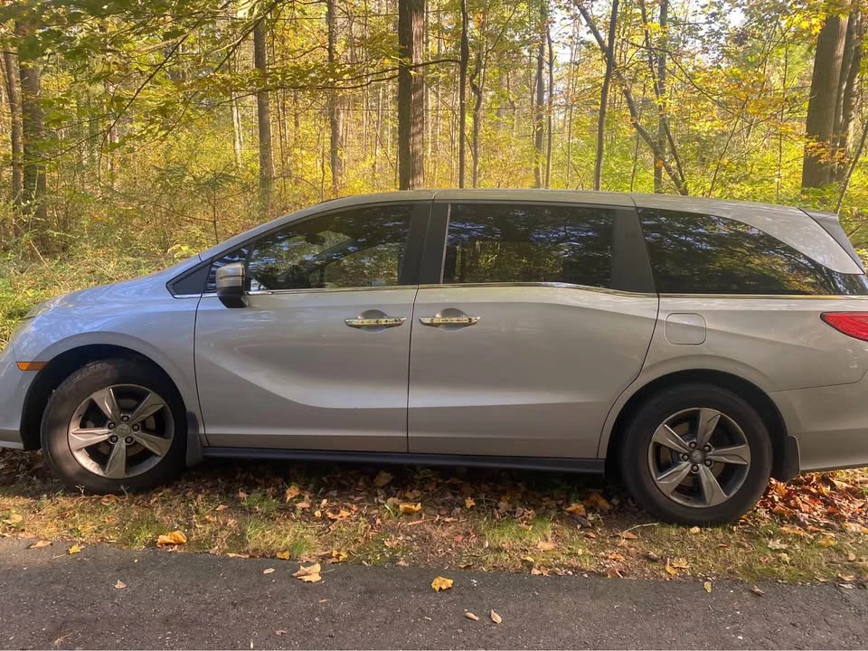 2018 Honda Odyssey - Image 2 of 5
