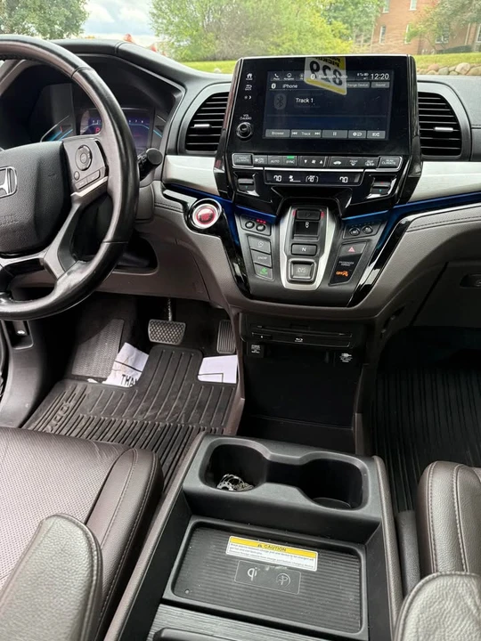 2018 Honda Odyssey - Image 9 of 15