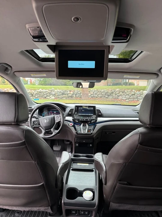2018 Honda Odyssey - Image 10 of 15