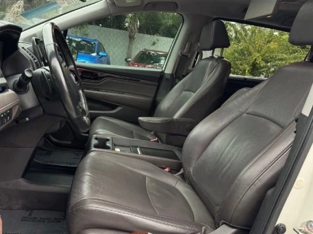2018 Honda Odyssey - Image 8 of 15